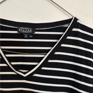 Women's Black and White Striped Long Sleeve Top